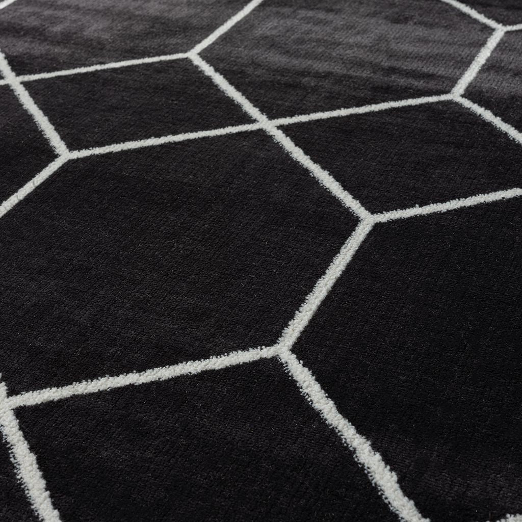 435173041