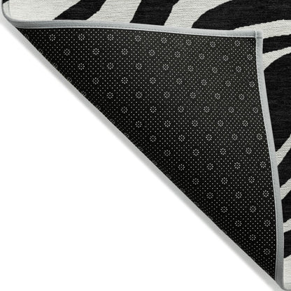 9' X 12' Black And Ivory Animal Print Washable Indoor Outdoor Area Rug-2